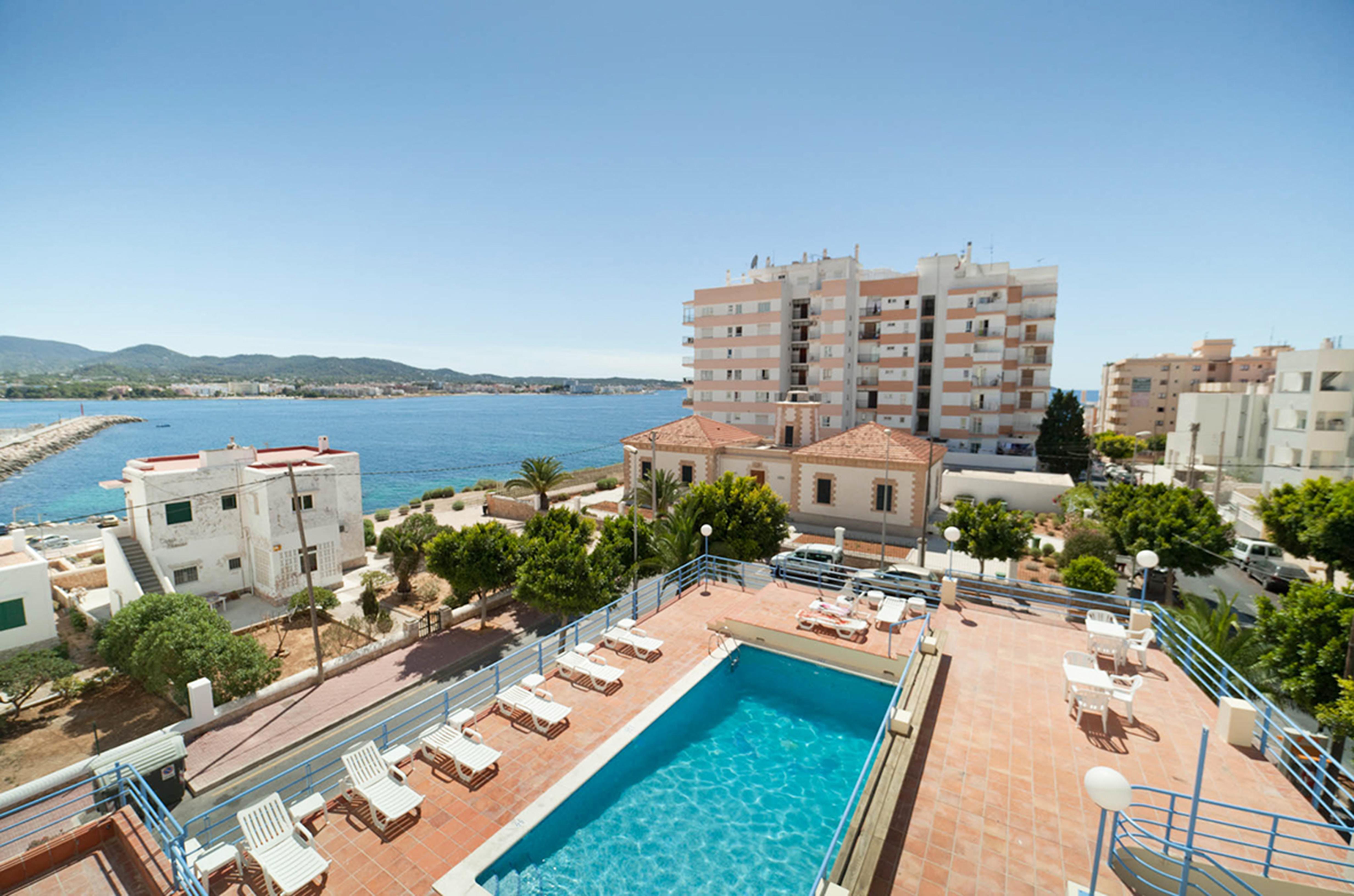 Aparthotel Vibra Sanan - Adults Only San Antonio  Exterior photo